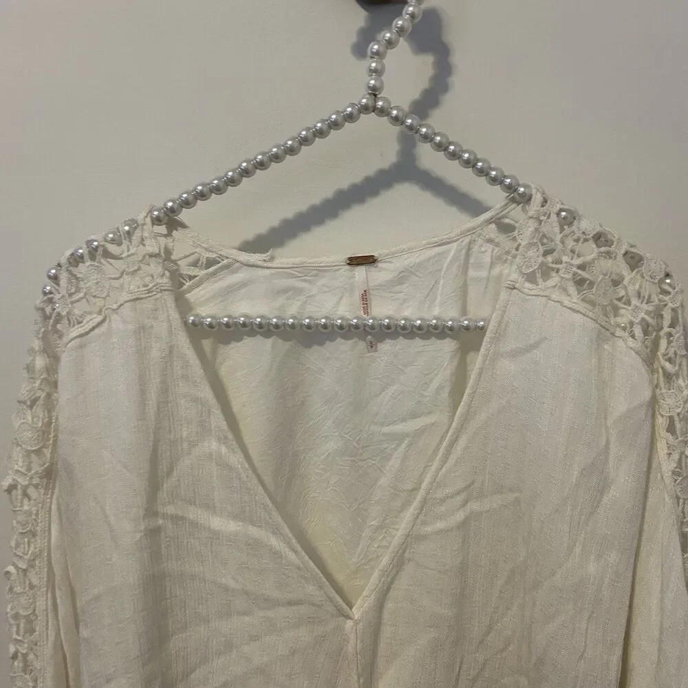 Free People Runaway Wrap Blouse Womens Size S White Crochet Dolman Sleeve Boho